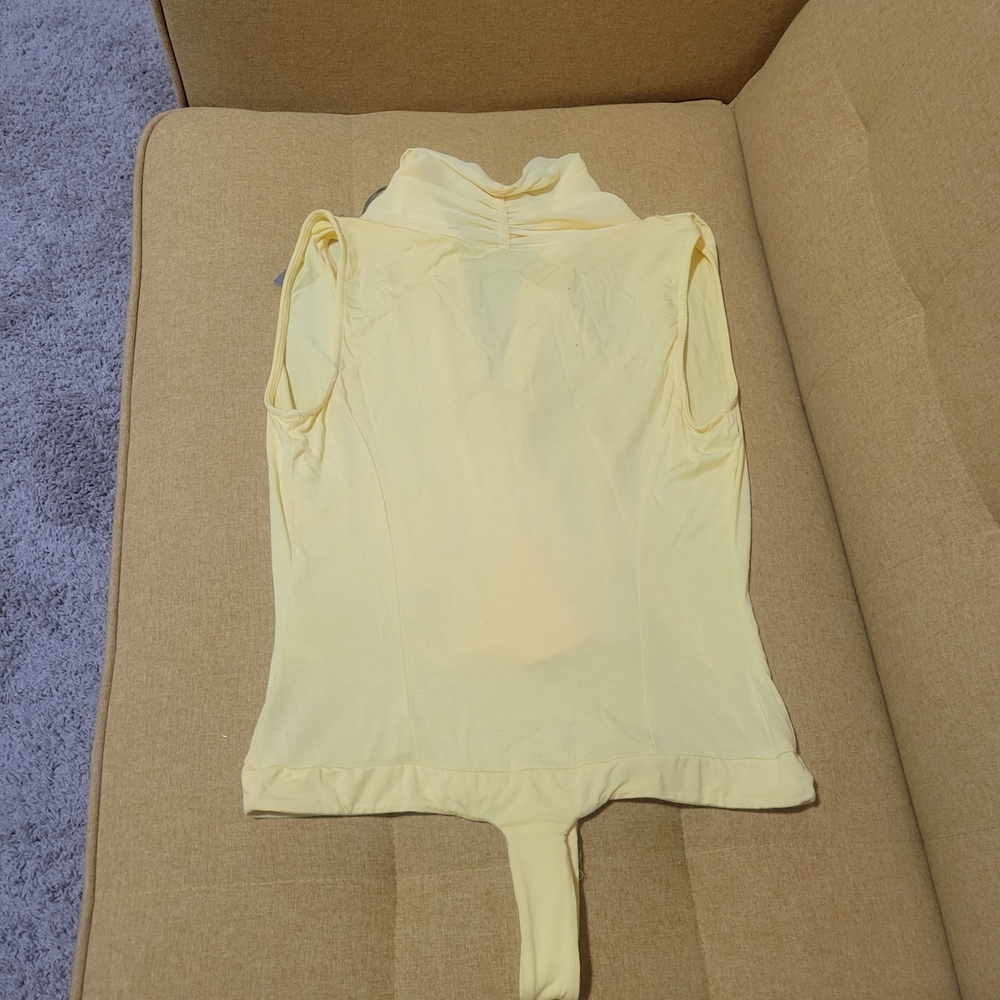 Sleeveless Thong Yellow Draped V-Neck Bodysuit - EVA MENDES - Picture 4 of 7